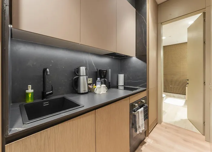 Отель Marriott Executive *